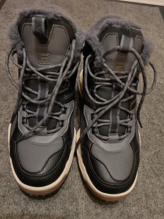 Кроссовки утепленные женские FILA Wander Mid, отзывы покупателей, фото 1