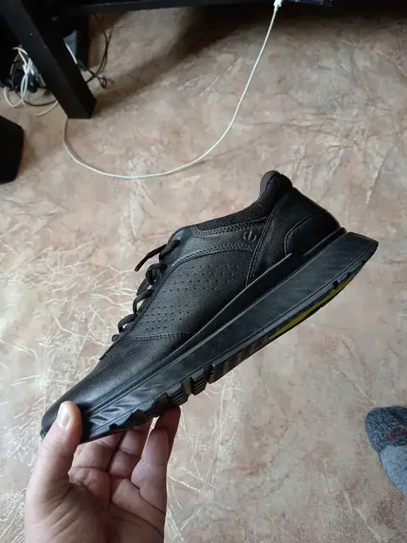 ECCO EXOSTRIDE M