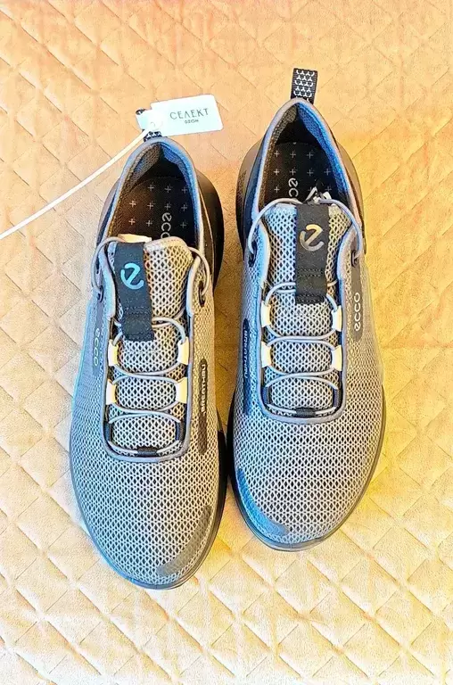 ECCO BIOM 2.0 M