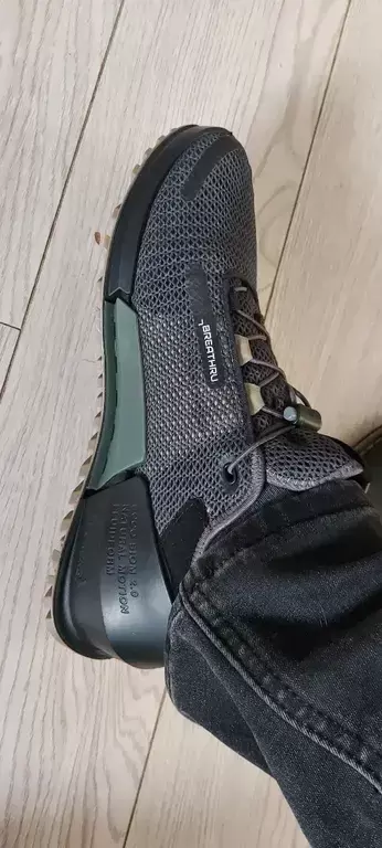 ECCO BIOM 2.0 M