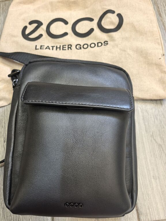 ECCO Flat Pouch
