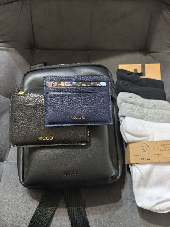 ECCO Card Case